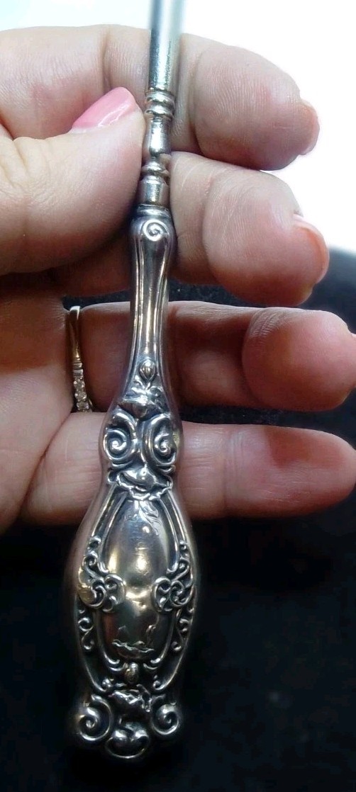 Antique Sterling Silver 7" Button Hook/Lace Puller Floral Design Art Nouveau