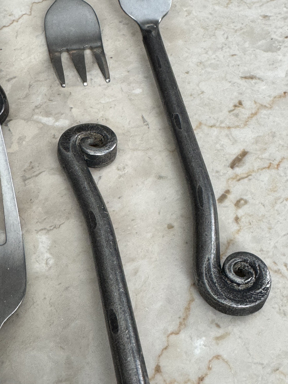 Set of 14 forks  POTTERY BARN FIDDLEHEAD Black Iron Stainless Steel Flatware