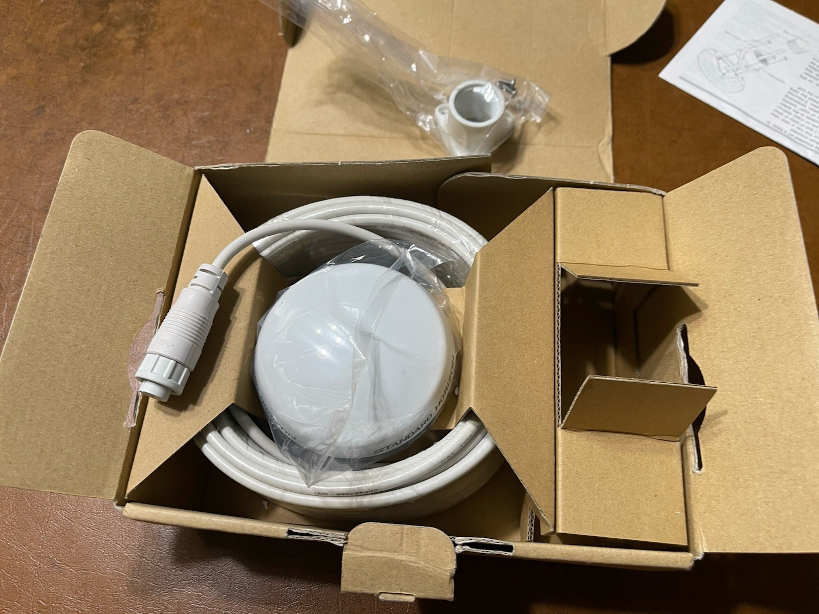 Standard Horizon SCU-31 GPS Smart Antenna NMEA 0183 Output