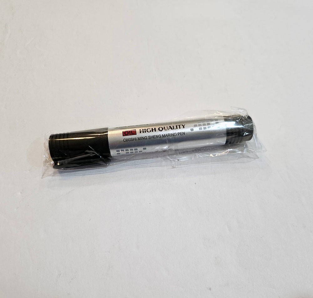 Hidden Diversion Safe Permanent Marker – Discreet Storage Secret Stash Pen