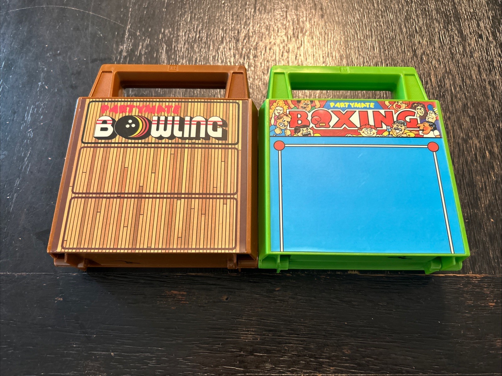 Tomy Vintage Bowling Game Table Top Wind-Up Bowling Ball Boxing Case