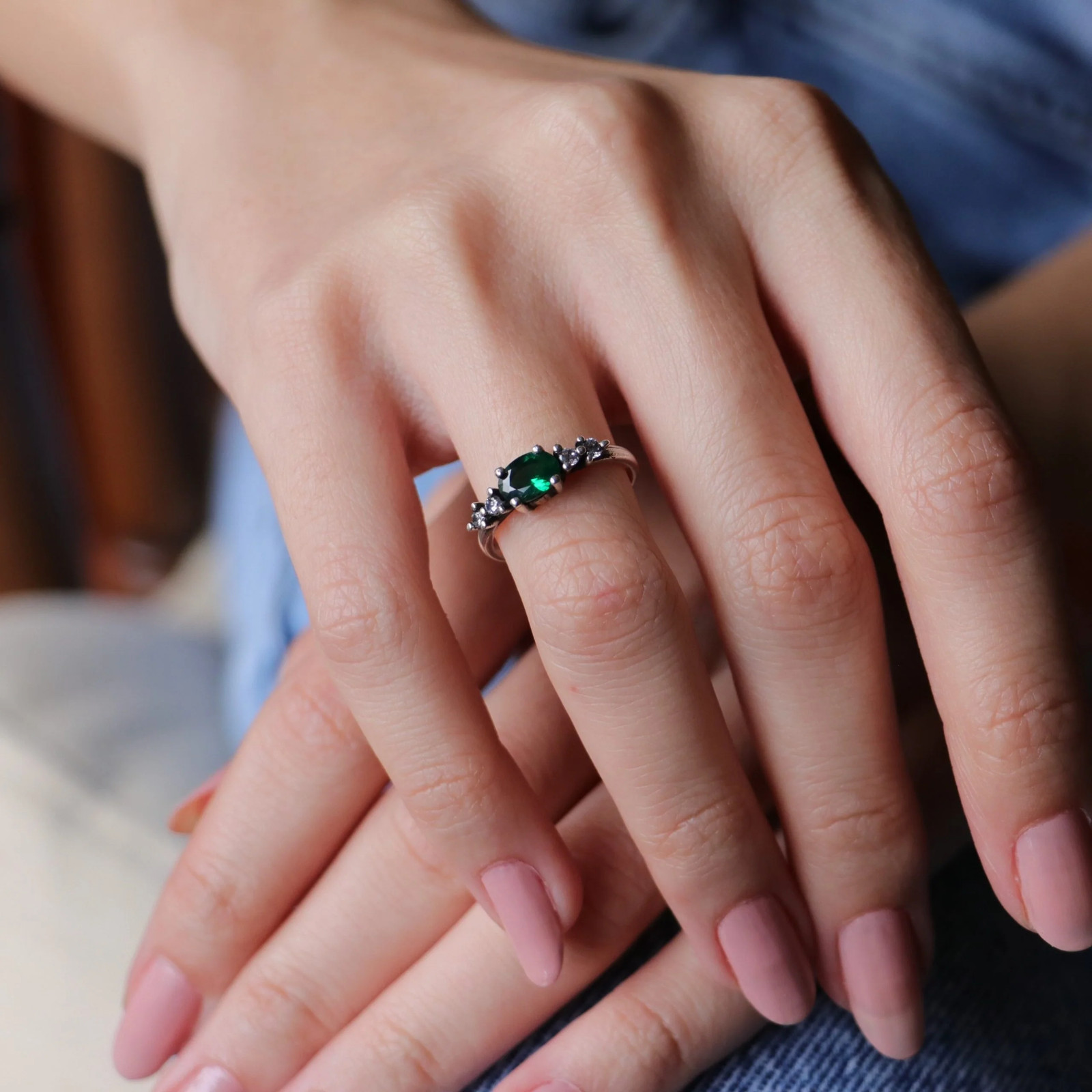 925 Silver Emerald and Moissanite Ring