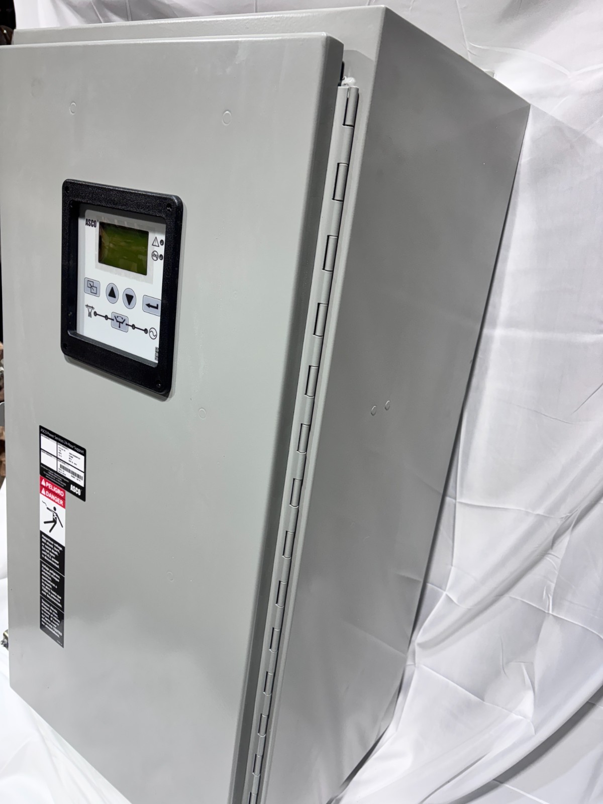 NIB - Automatic Transfer SwitchAsco 300 Series D03ATSA20200FGXF 200A 1ph 2 Pole