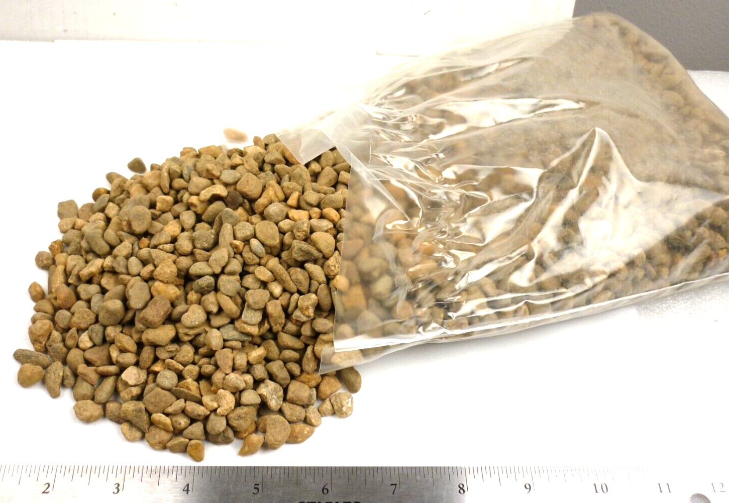 Pea Gravel Bags of 5 LBS