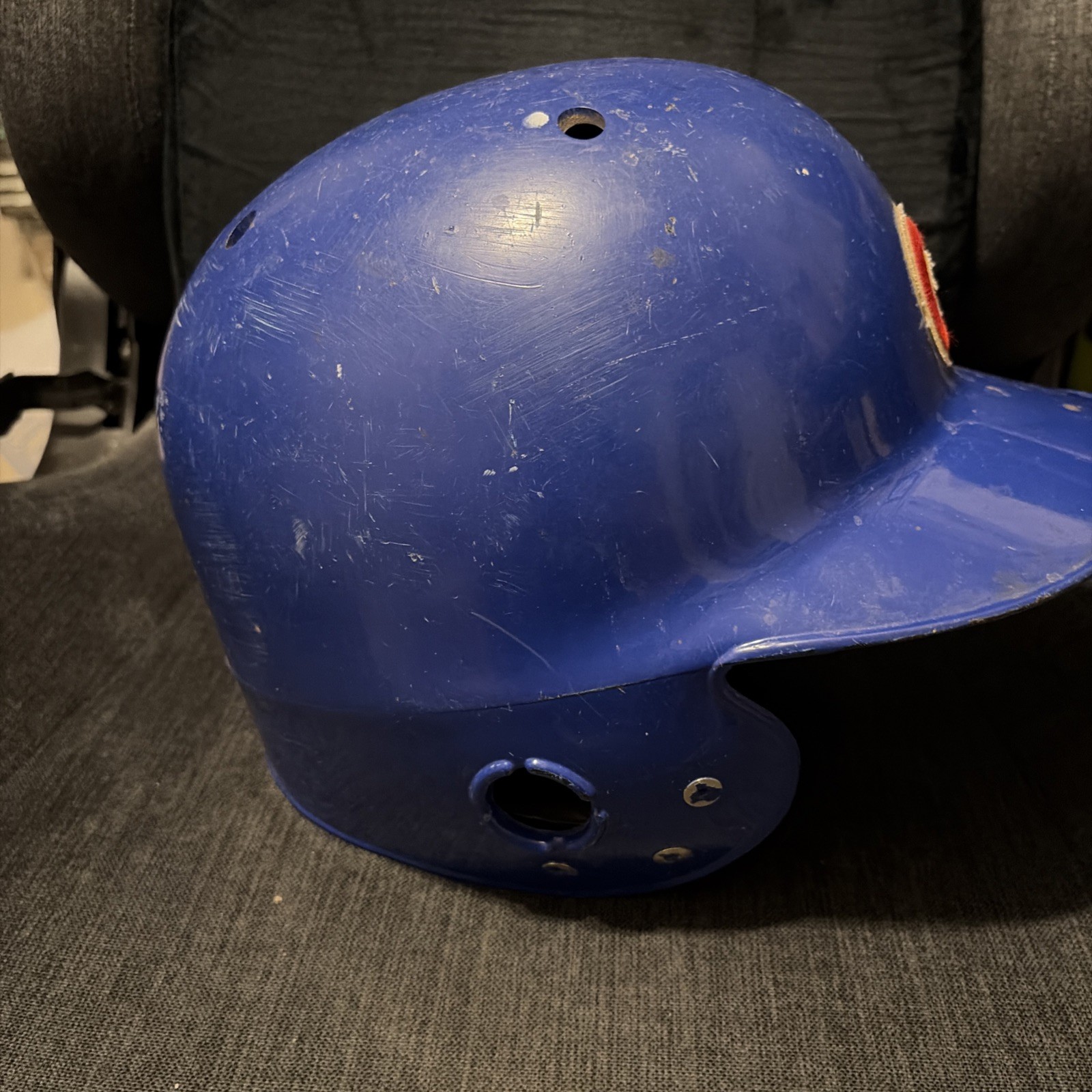 Rare Chicago Cubs Used Batting Helmet Cracked Vintage LG