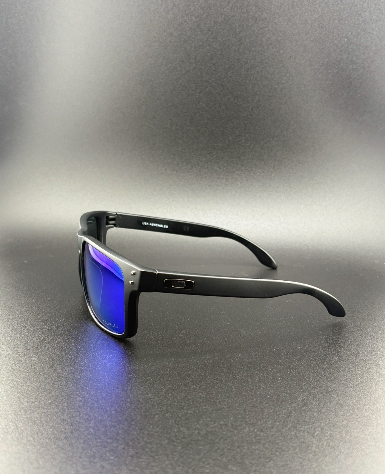 Oakley 0OO9417 Men's Holbrook XL Sunglasses