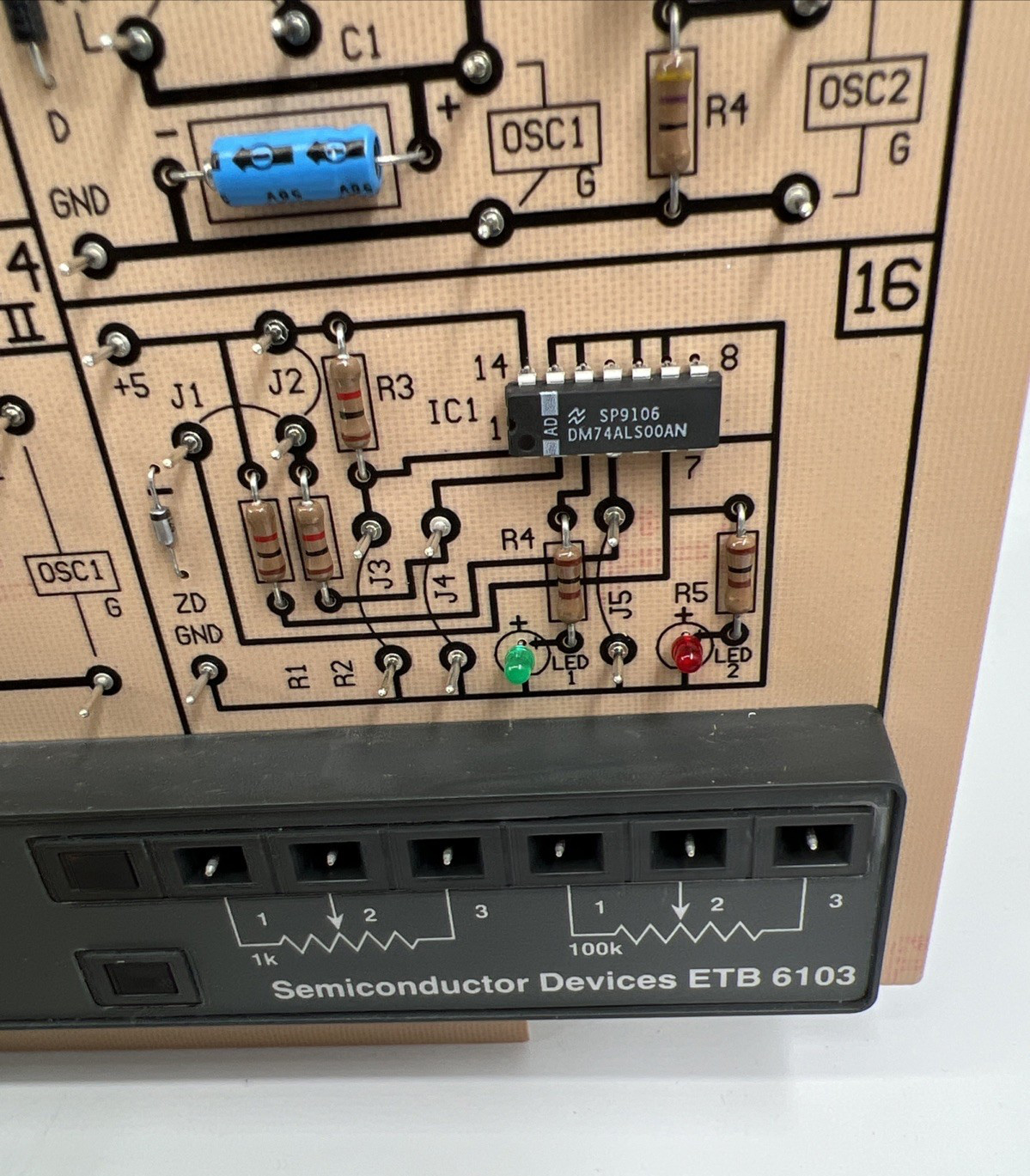 HeathKit ETB-6103 Semiconductors Course 3 Circuit boards w/Case