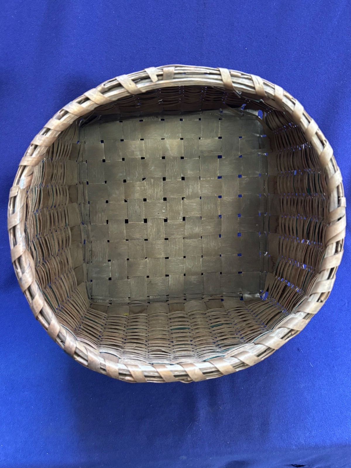 ANTIQUE NATIVE AMERICAN INDIAN WOODLANDS PAINTED SPLINT WOVEN BASKET VERY OLD