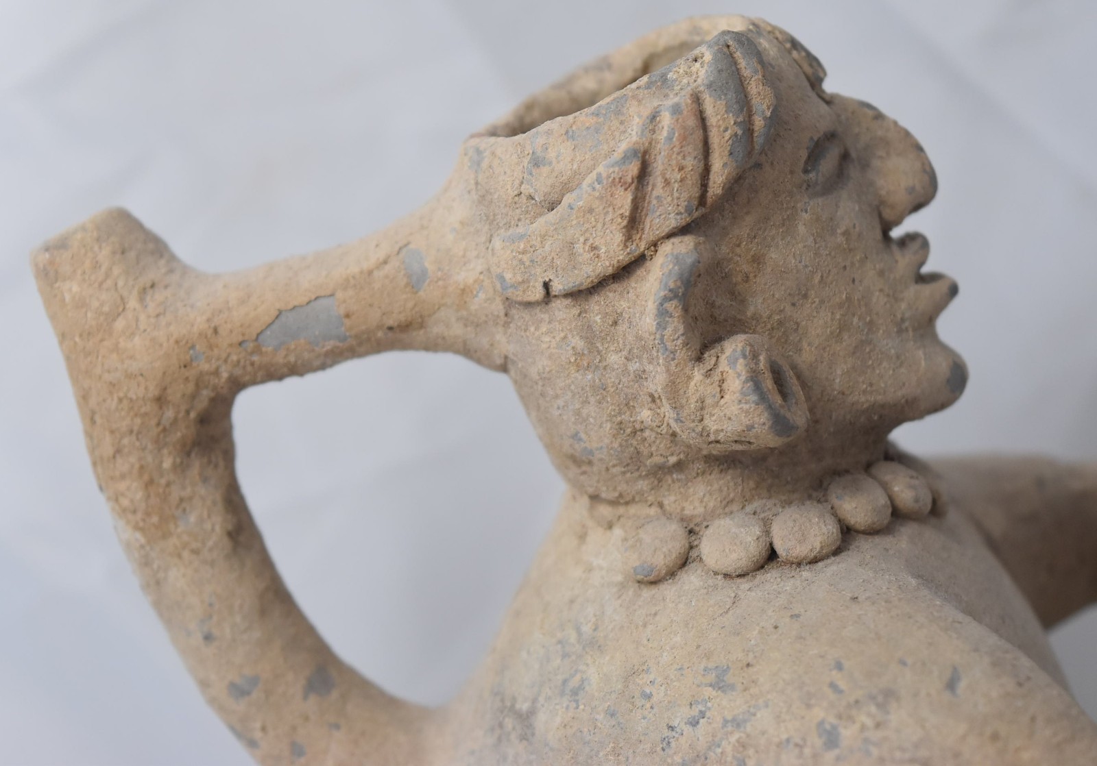 Ancient Pre Columbian Moche Culture Stirrup Spout Vessel Pottery 200CE-800CE