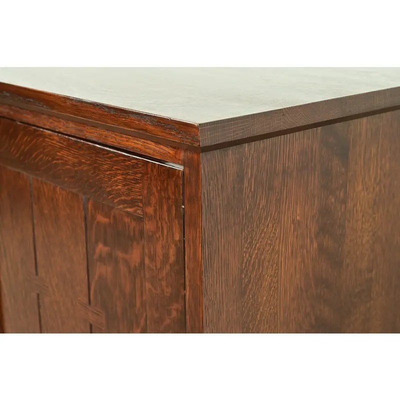 Stickley Mission Oak Arts & Crafts Media Cabinet