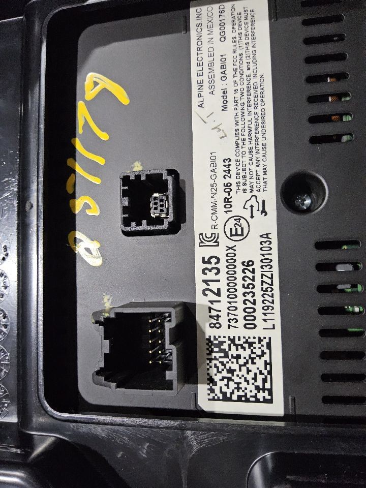 2019-2024 Chevy Malibu Front Dash Mounted Display