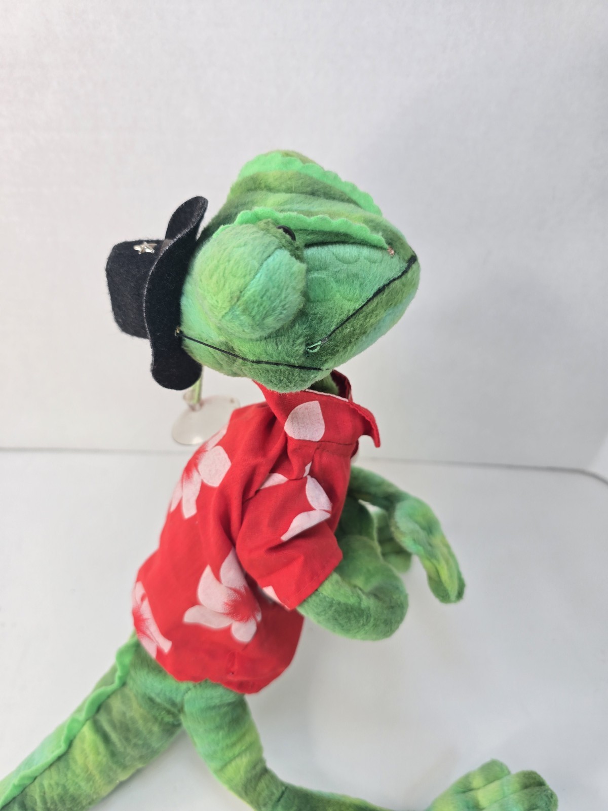 Rare RANGO Movie Johnny Depp Chameleon 18" Bendable Posable Plush Figure Hanger