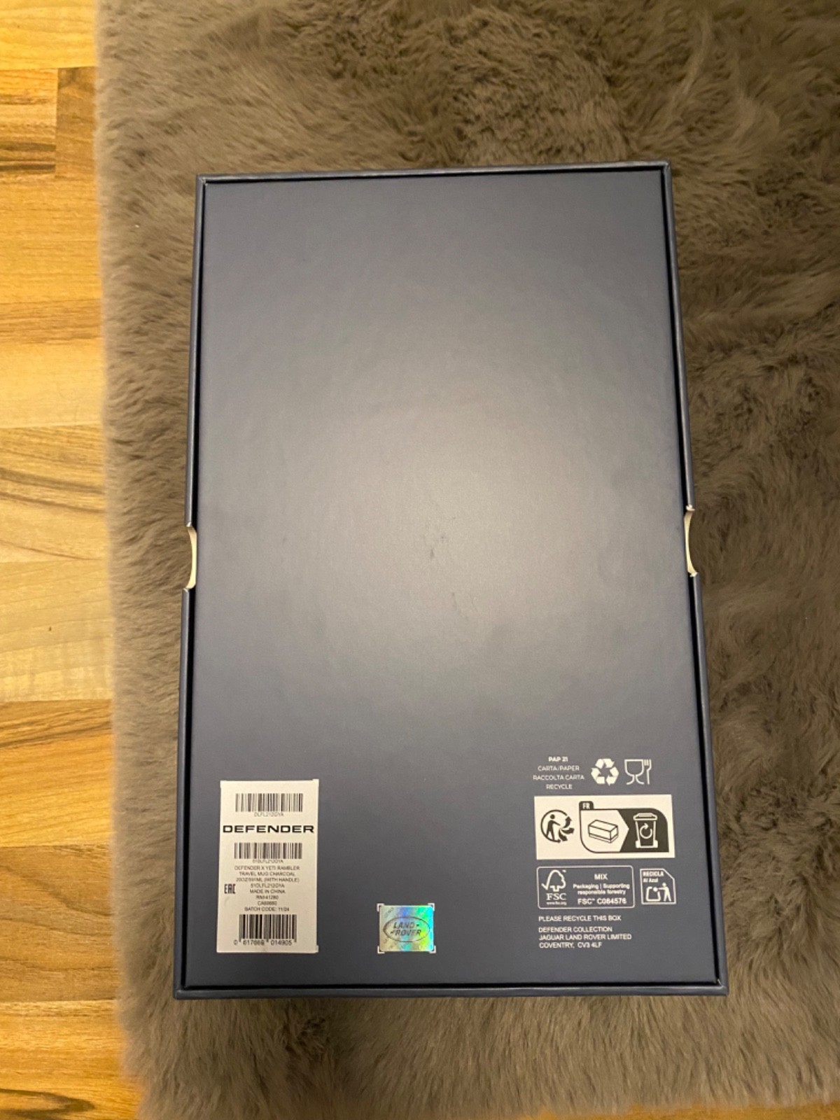 Land Rover Defender x Yeti 20oz Rambler Tumbler 51DLFL219GYA