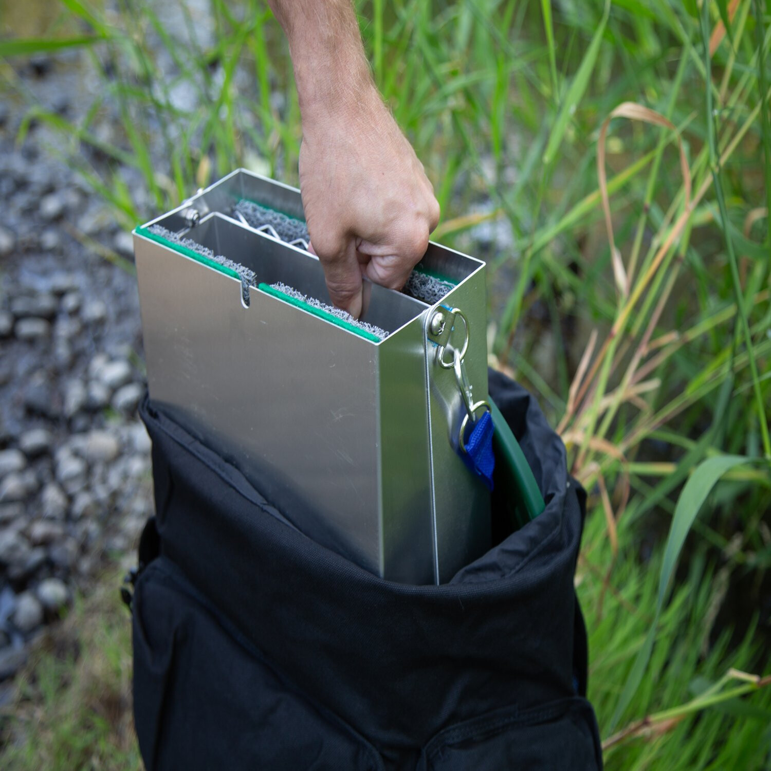 ASR Outdoor Deluxe Aluminum Folding Sluice Box Gold Prospecting Backpack Kit GRN