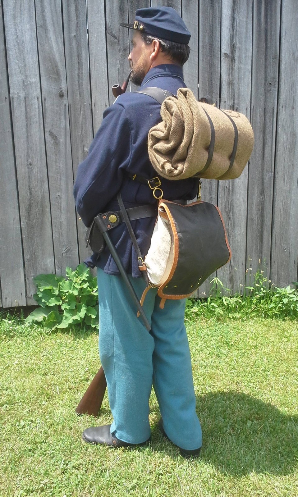 US M1872 Infantry Valise in White Blue Line Canvas with "US" Stencil