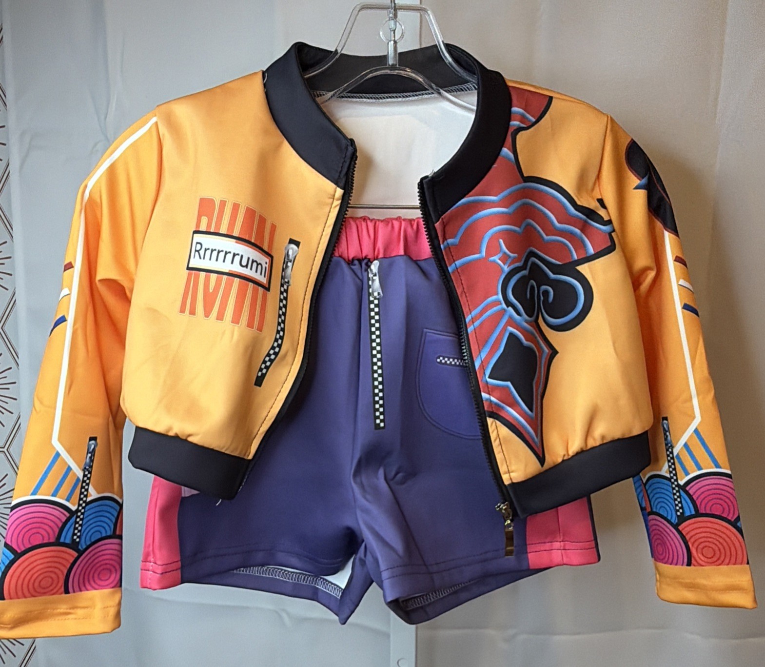 Kpop Demon Hunters Rumi Cosplay Costume Small 2 Pieces - Jacket and Shorts New