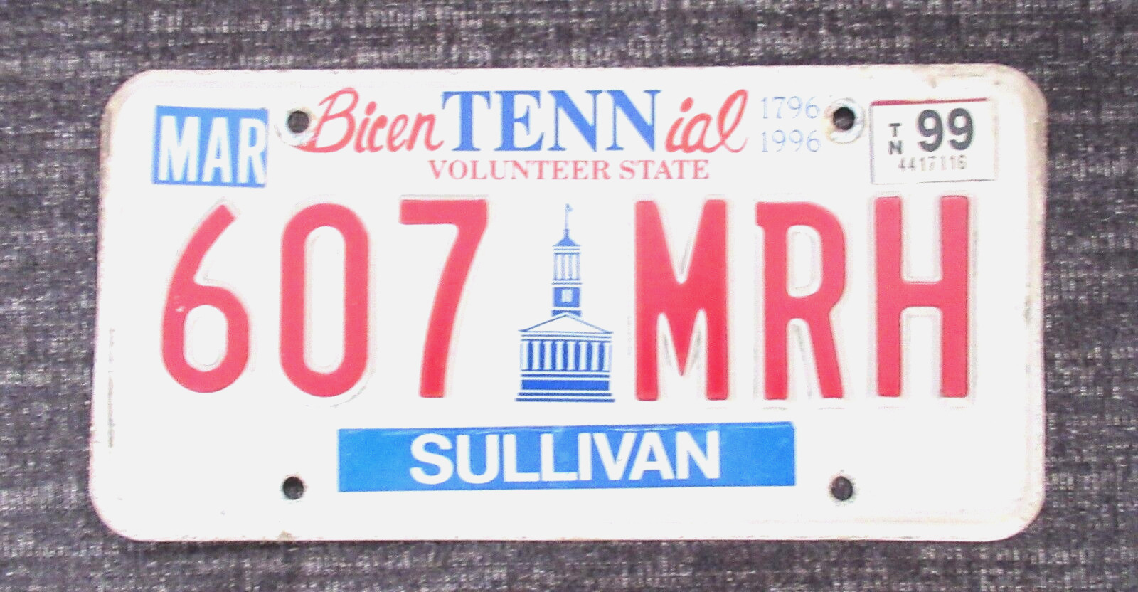 Tennessee License Plate MAR 1999 Sullivan County BicenTENNial VOLUNTEER STATE
