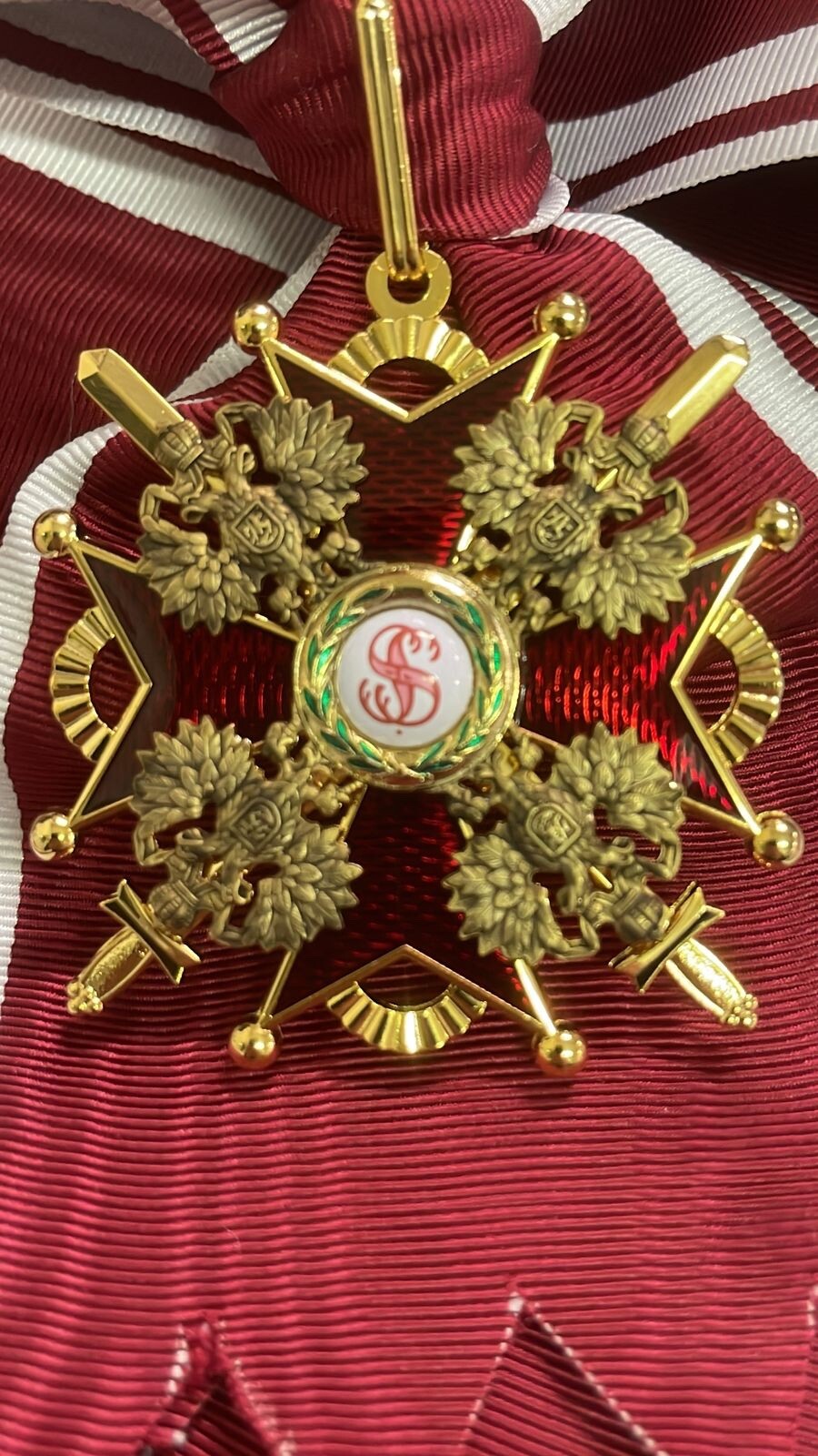 Russian Imperial Order of St. Stanislaus 1st Class medal with swords