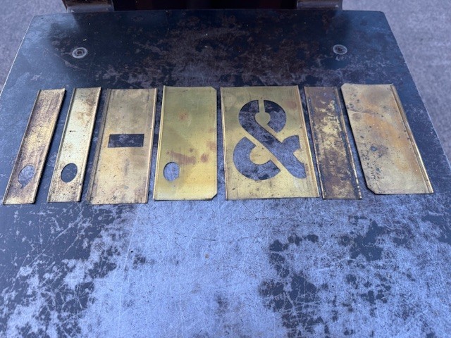 Vintage Reese's Lockedge Brass Interlocking Stencils 5" Complete With Box