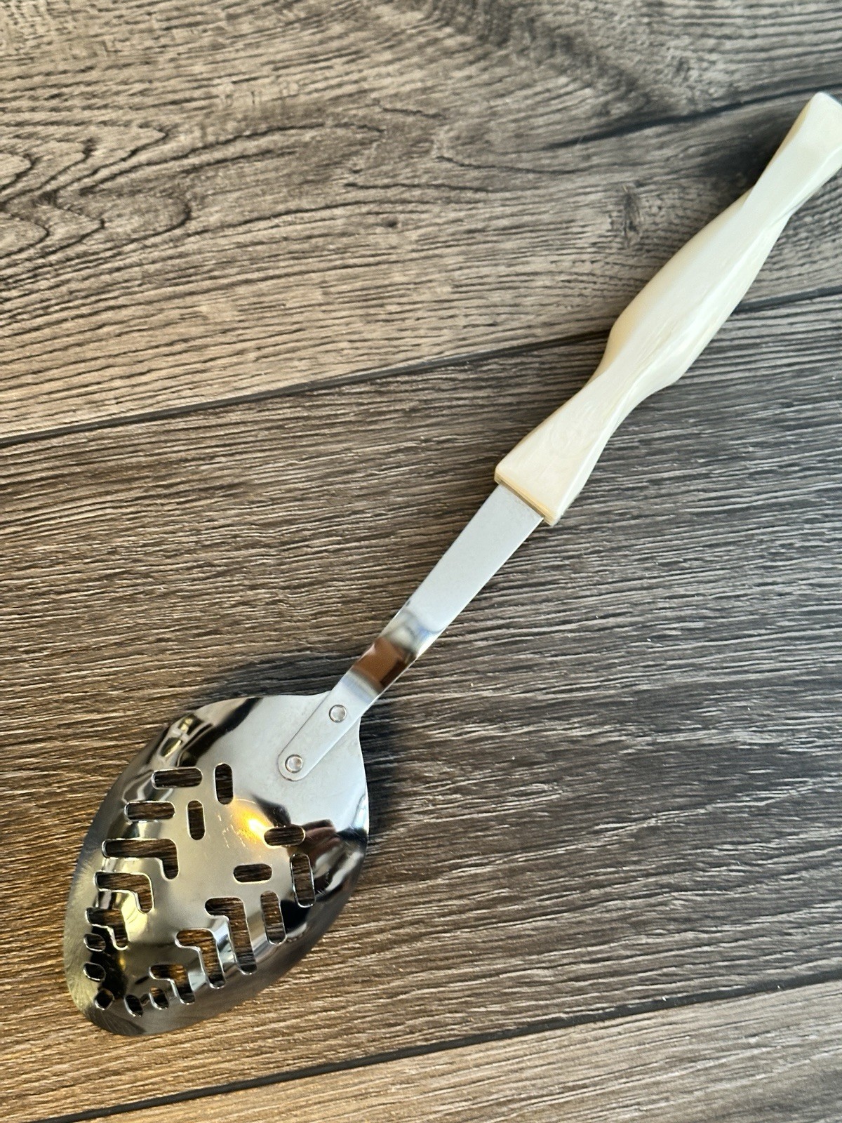 CUTCO Vintage Basting Serving & Slotted Spoon Pearl White Handle 17 KJ