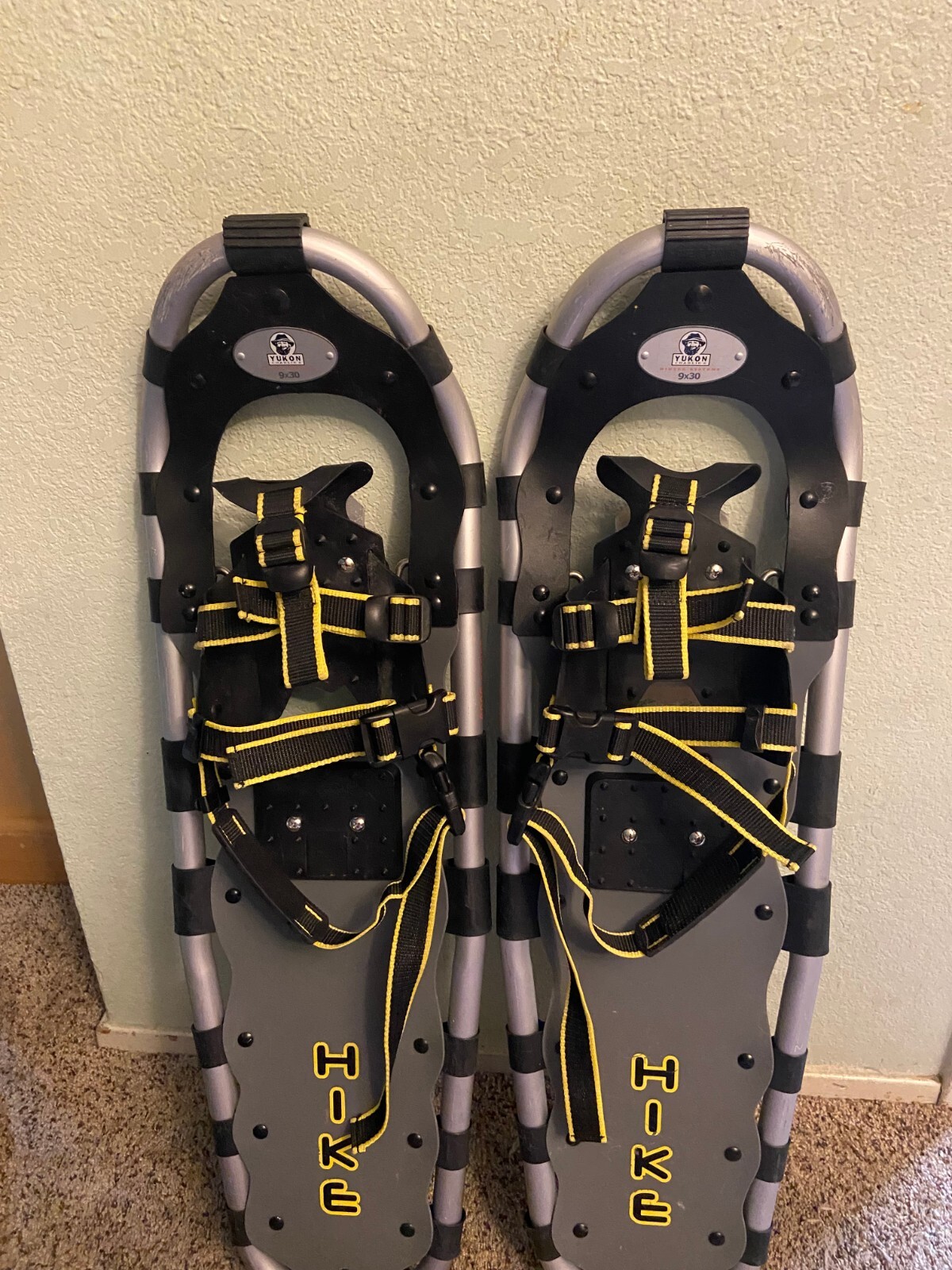 🌊 GRAY BLACK YUKON CHARLIE'S 9x30 930 HIKE SNOW SHOES 6000 SERIES NO POLES - N3