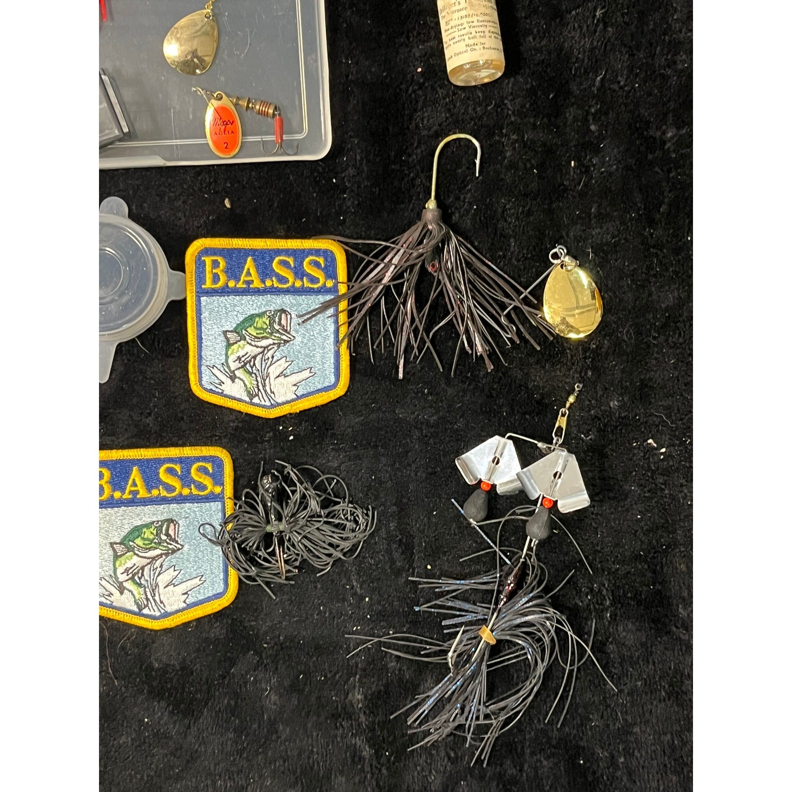 Mixed Fishing Tackle Lot Gary Yamamoto Culprit Eagle Claw Bass Lures Patches