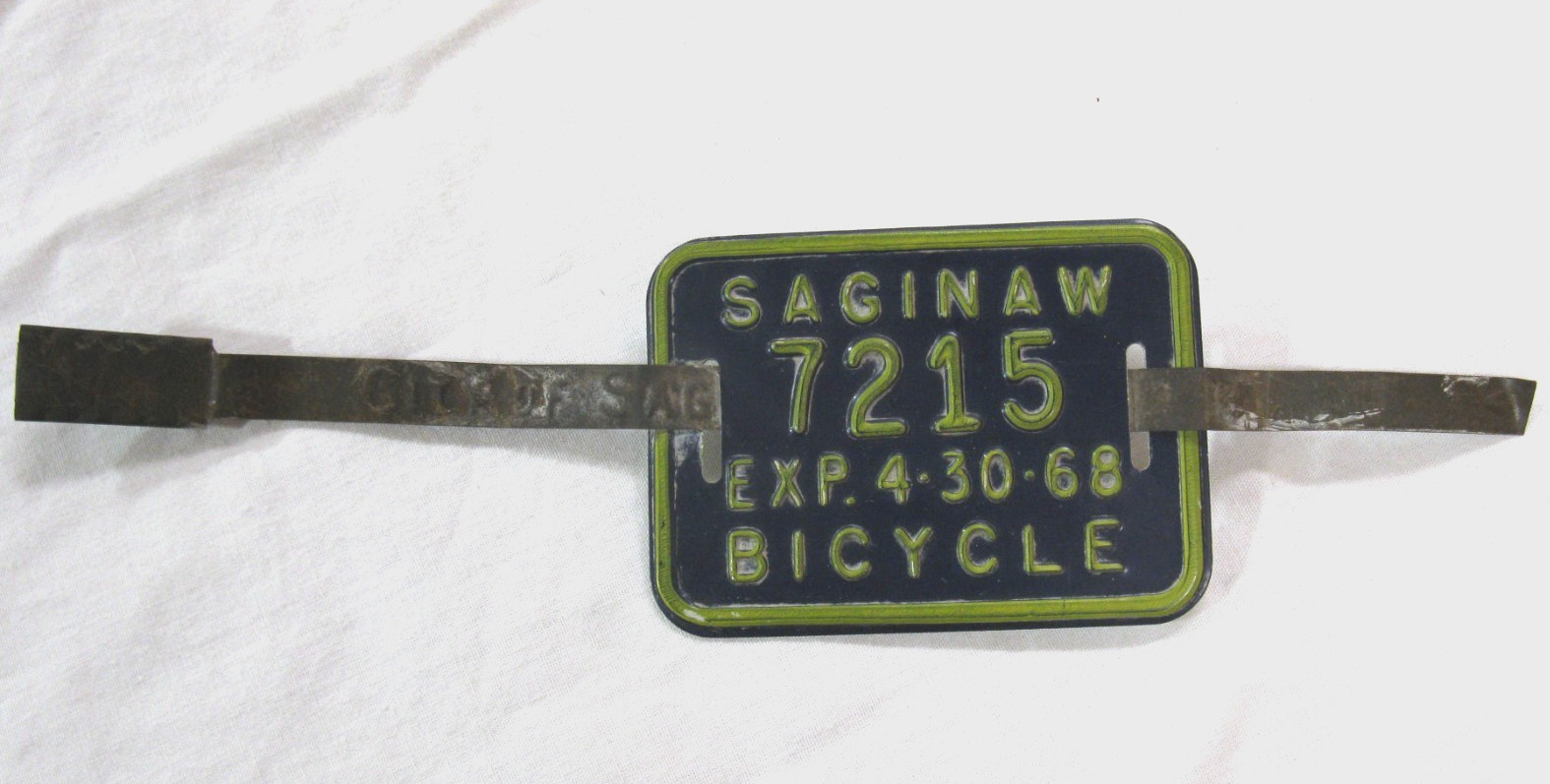 1968 SAGINAW MI MICHIGAN Bicycle Bike License Plate & Seal Tag