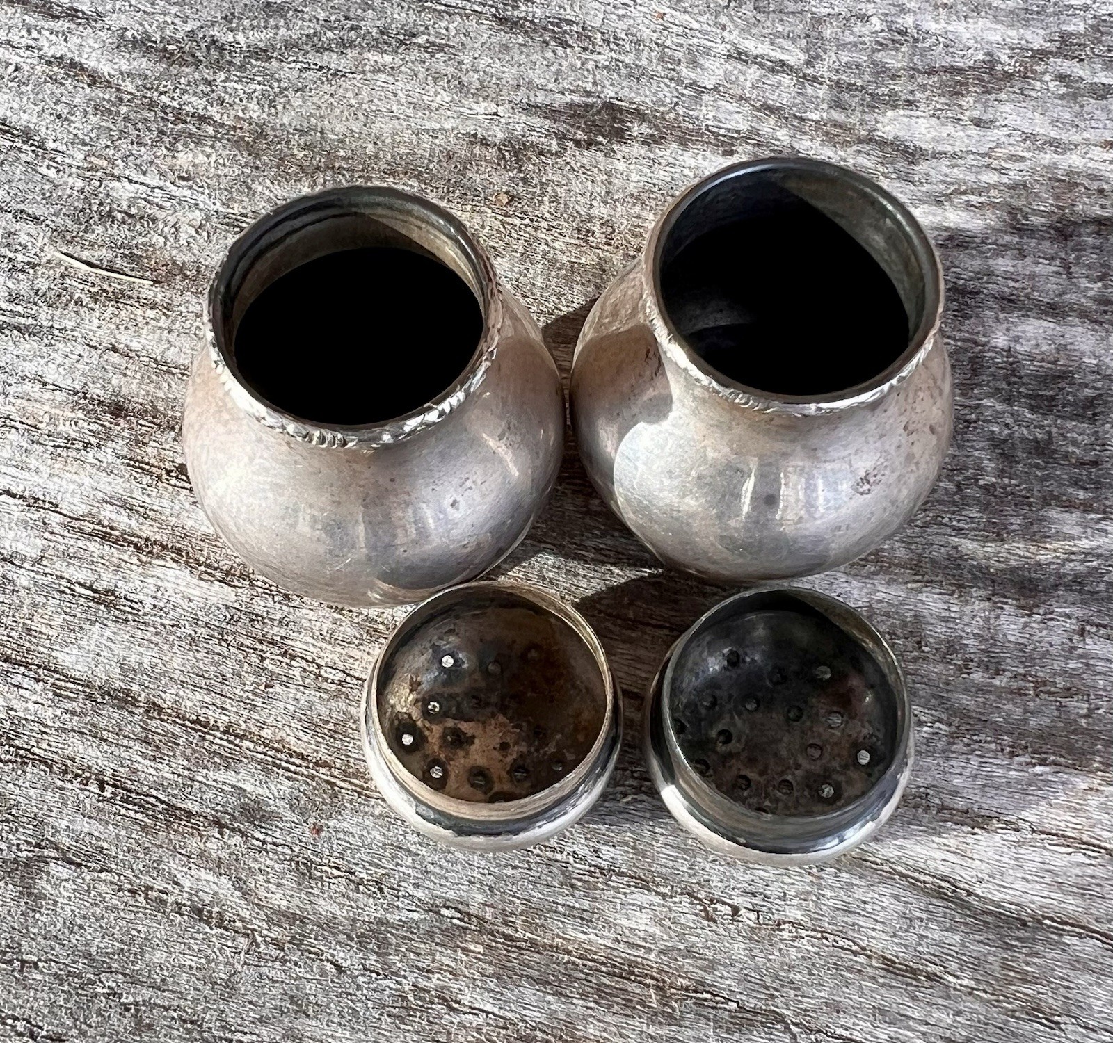 Vintage Lot of 2 Lunt Treasure 756 Sterling Silver Salt Pepper Shakers RLB 38.7G