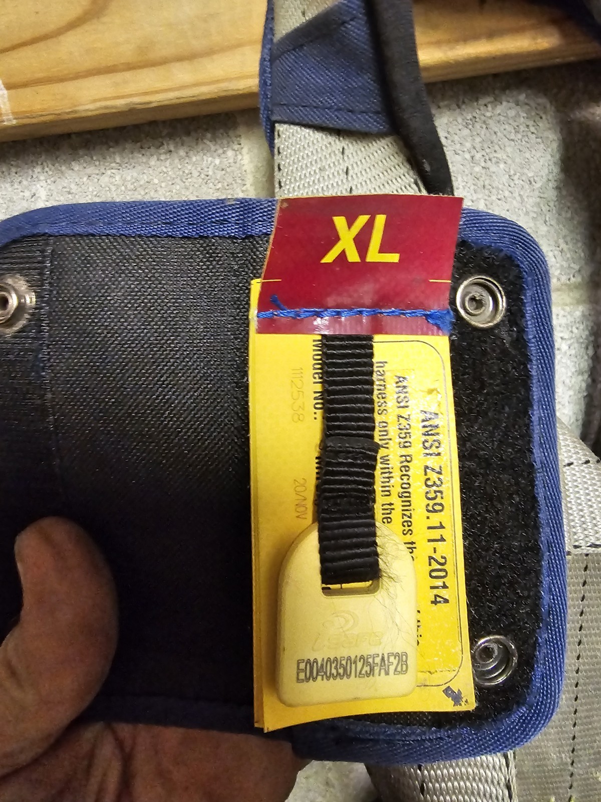 3M DBI-SALA EXOFIT STRATA XL FULL BODY HARNESS FALL PROTECTION XL BELT 1112538