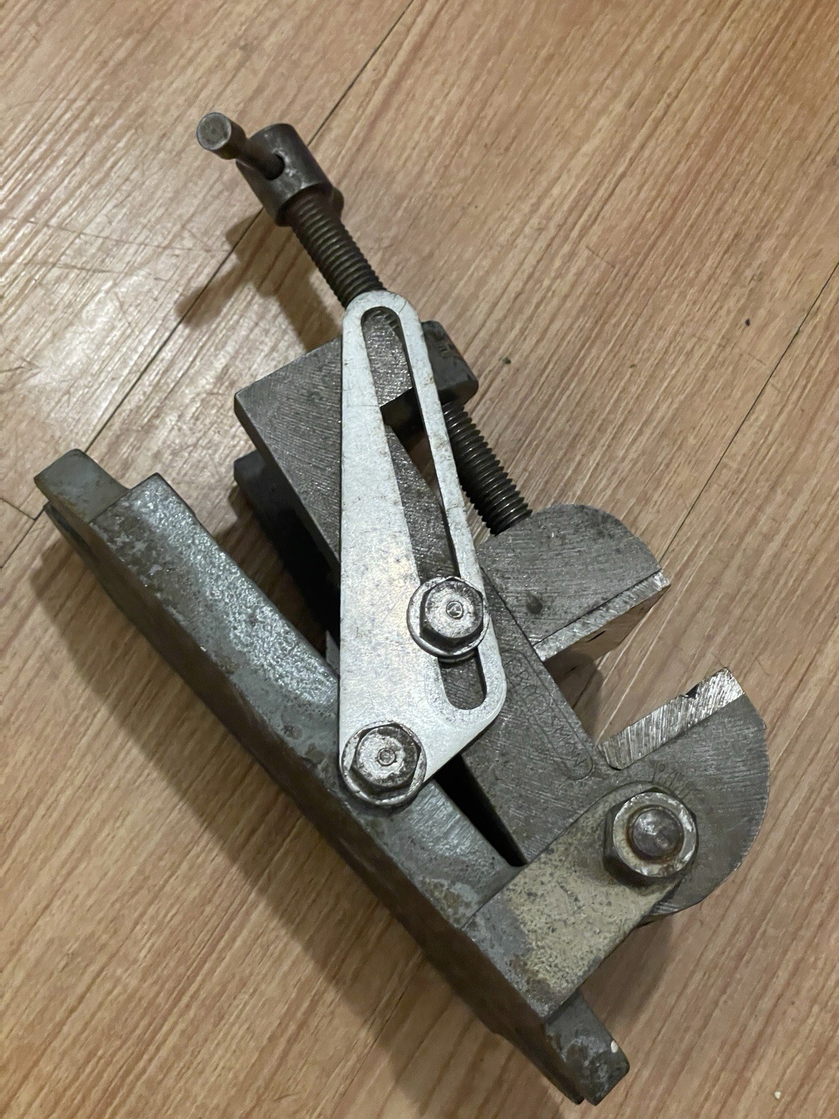 Craftsman Underline C Logo 2-1/2" Tilting Vise Machinist Drill Press Vise USA