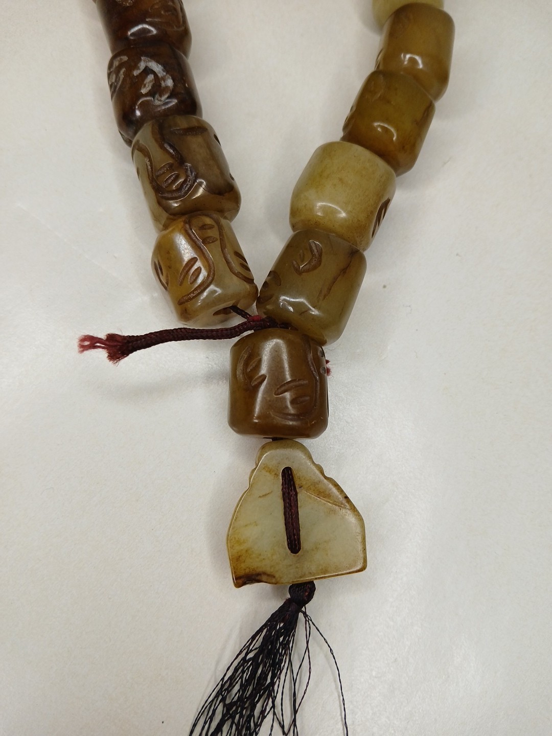 Antique Vtg Original China Tibetan Carved Prayer Jade Beads Buddha