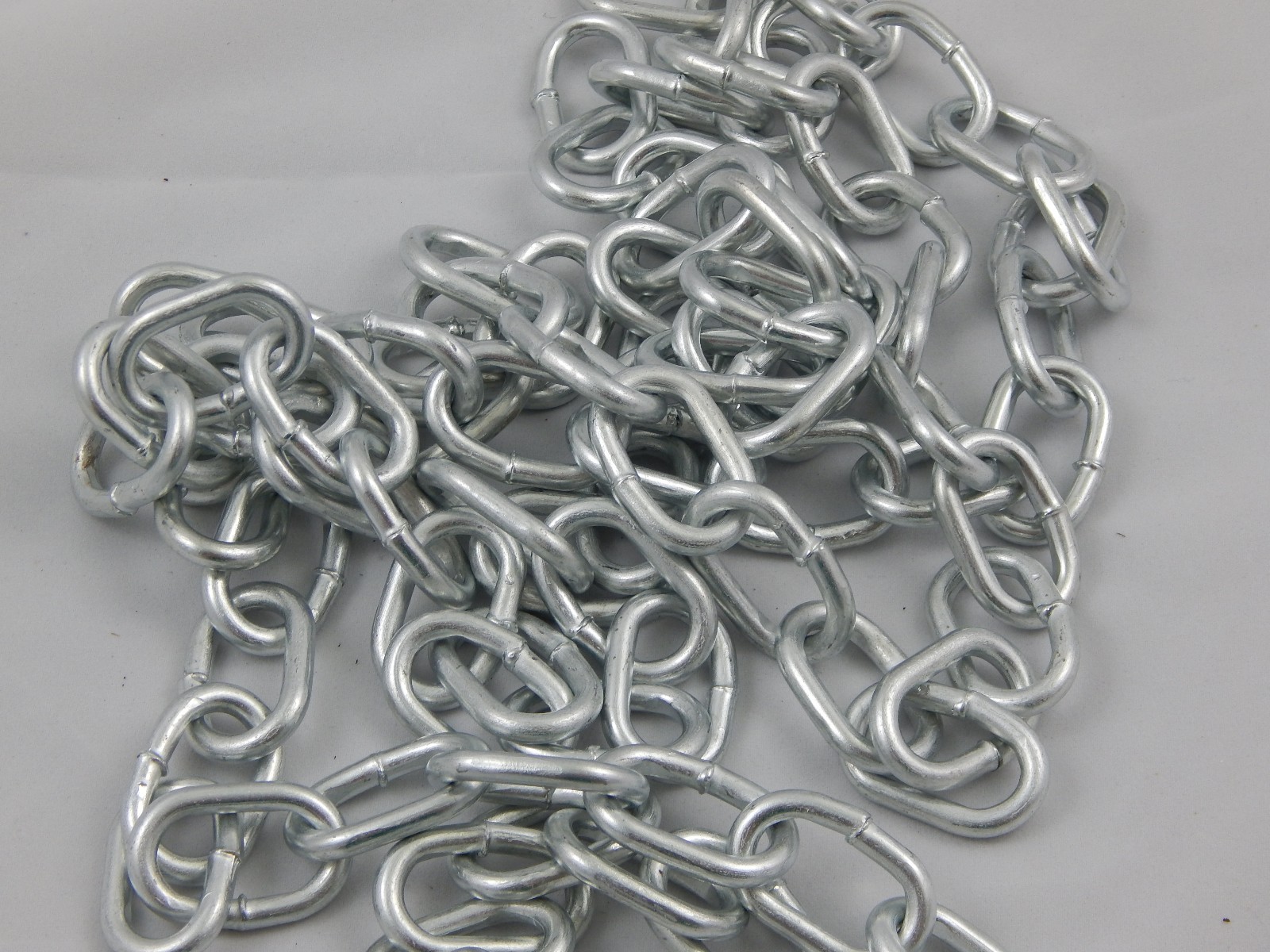 #2 2/0 Welded Steel Chain LOT OF 8 CHAINS (64 FT) WITH CONNECTORS