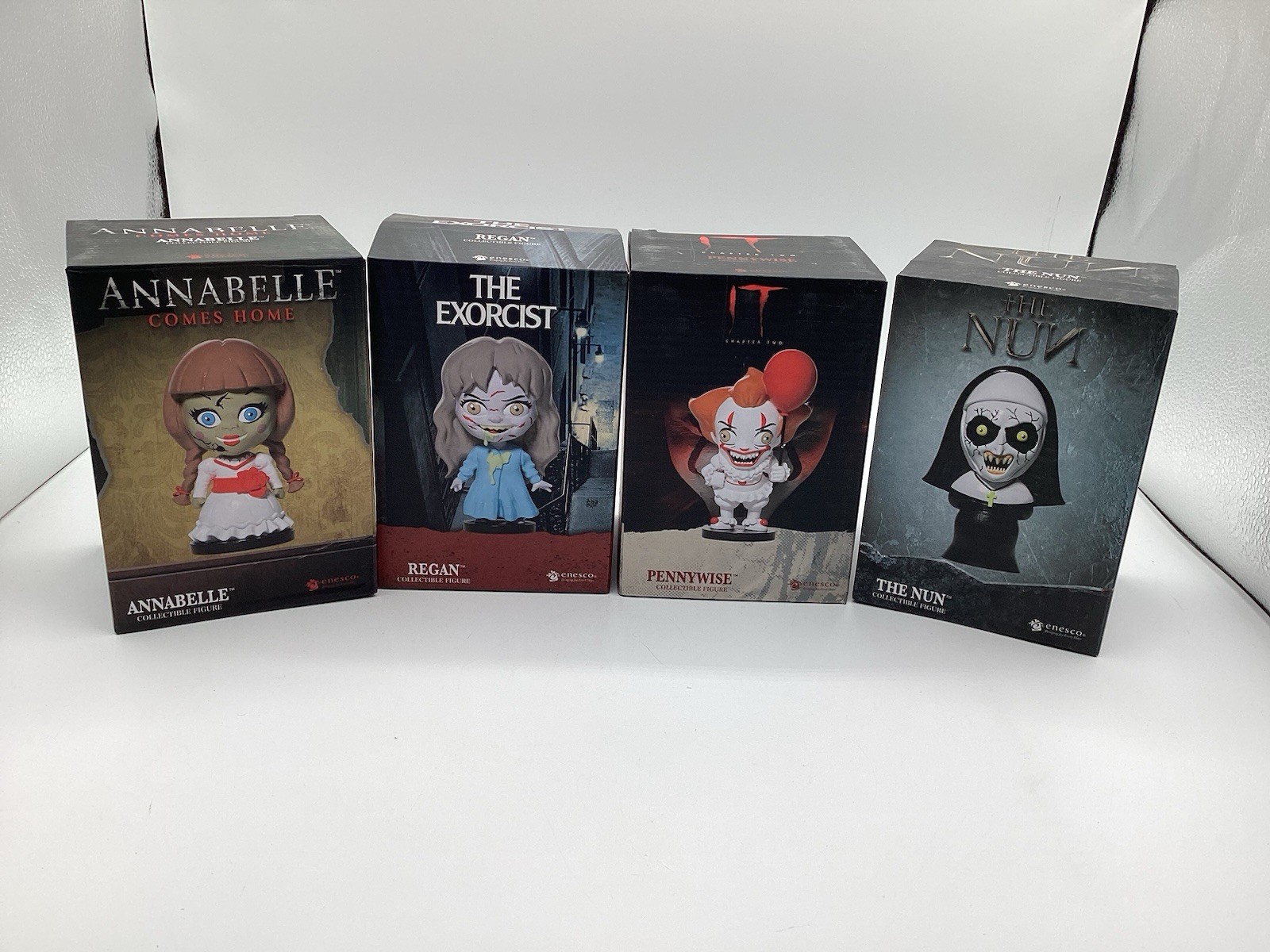 Enesco Horror Collectible Figure Set (4) Annabelle Exorcist Pennywise The Nun
