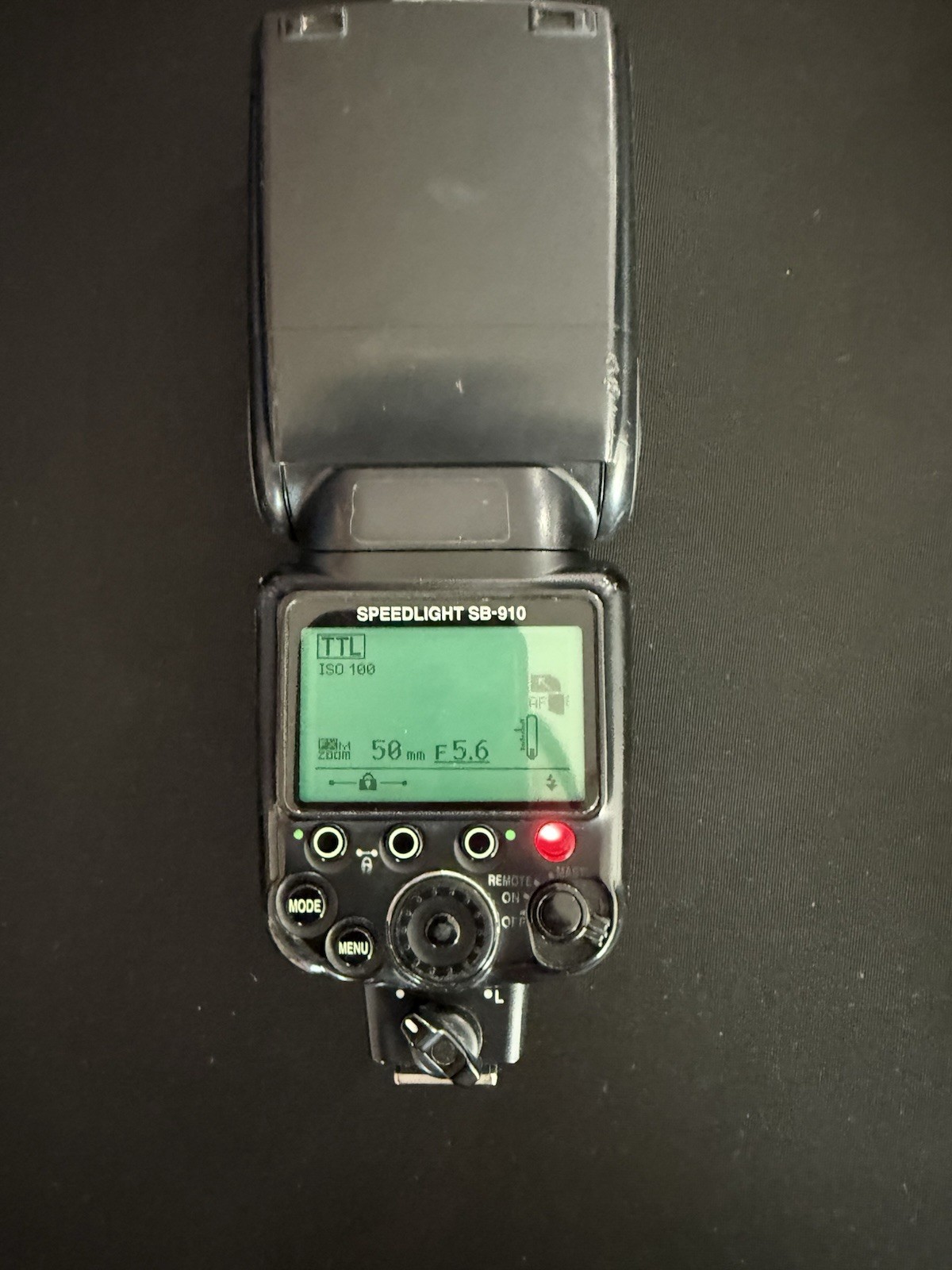 Nikon SB-910 Speedlight Flash for Nikon Digital SLR Cameras Shoe Mount