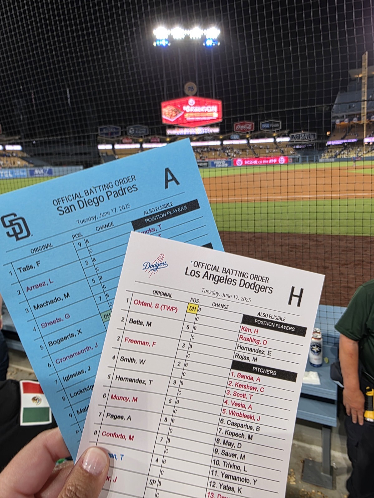 Game Used OFFICIAL BATTING ORDER LINEUP CARDS LA DODGERS & SAN DIEGO PADRES 2025