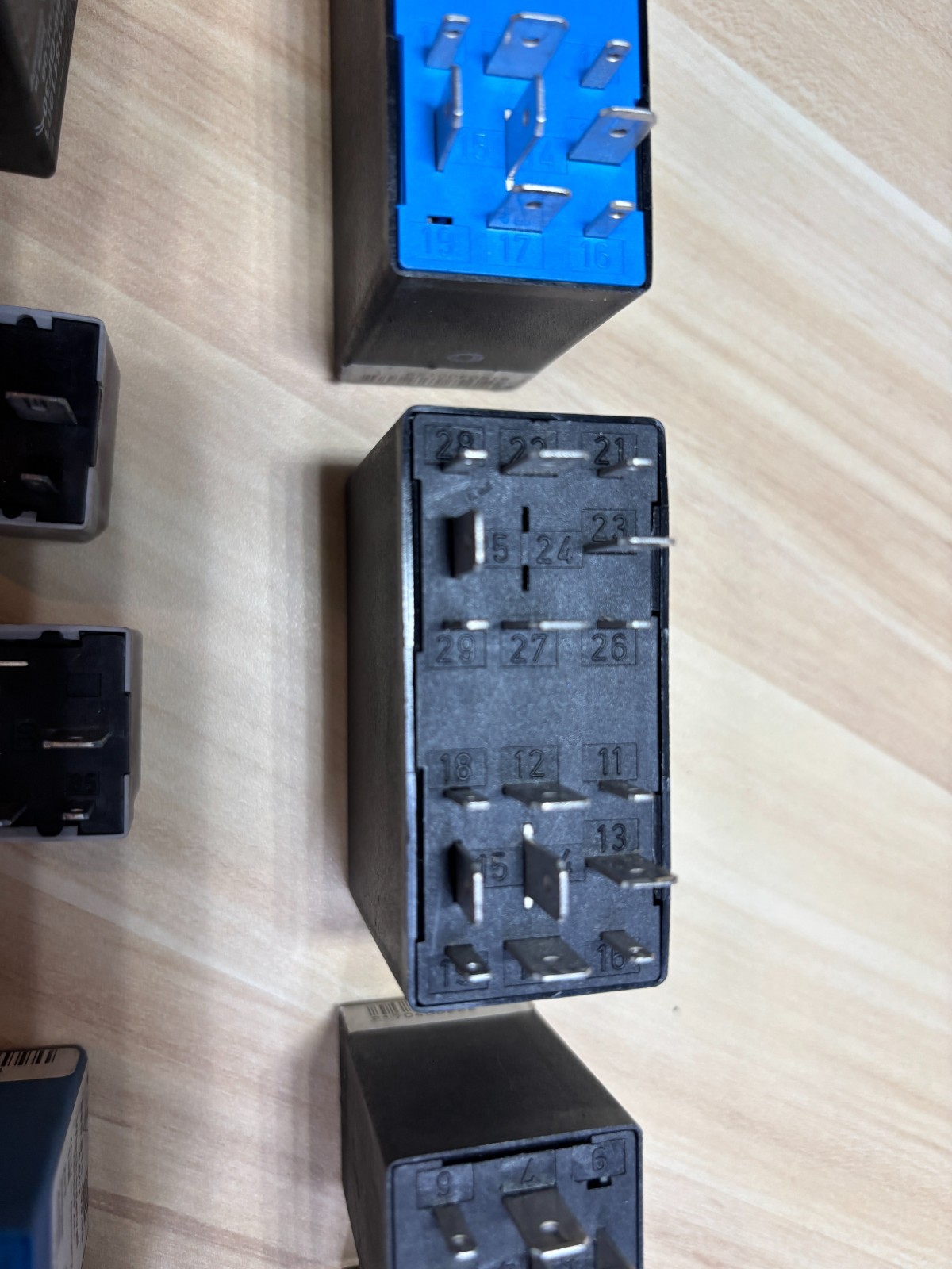 996 911 986 Boxster Miscellaneous Porsche Electrical Relays