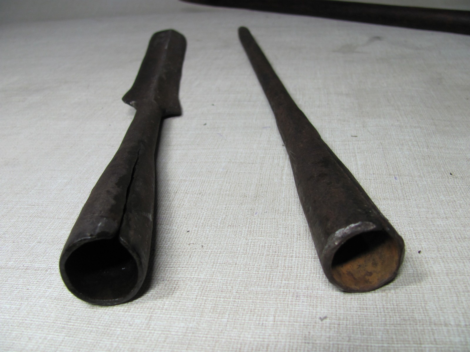 MAASAI SPEAR ASSEGAI TWO-SECTION AFRICAN LION SPEAR 66 INCHES HAND FORGED GOOD