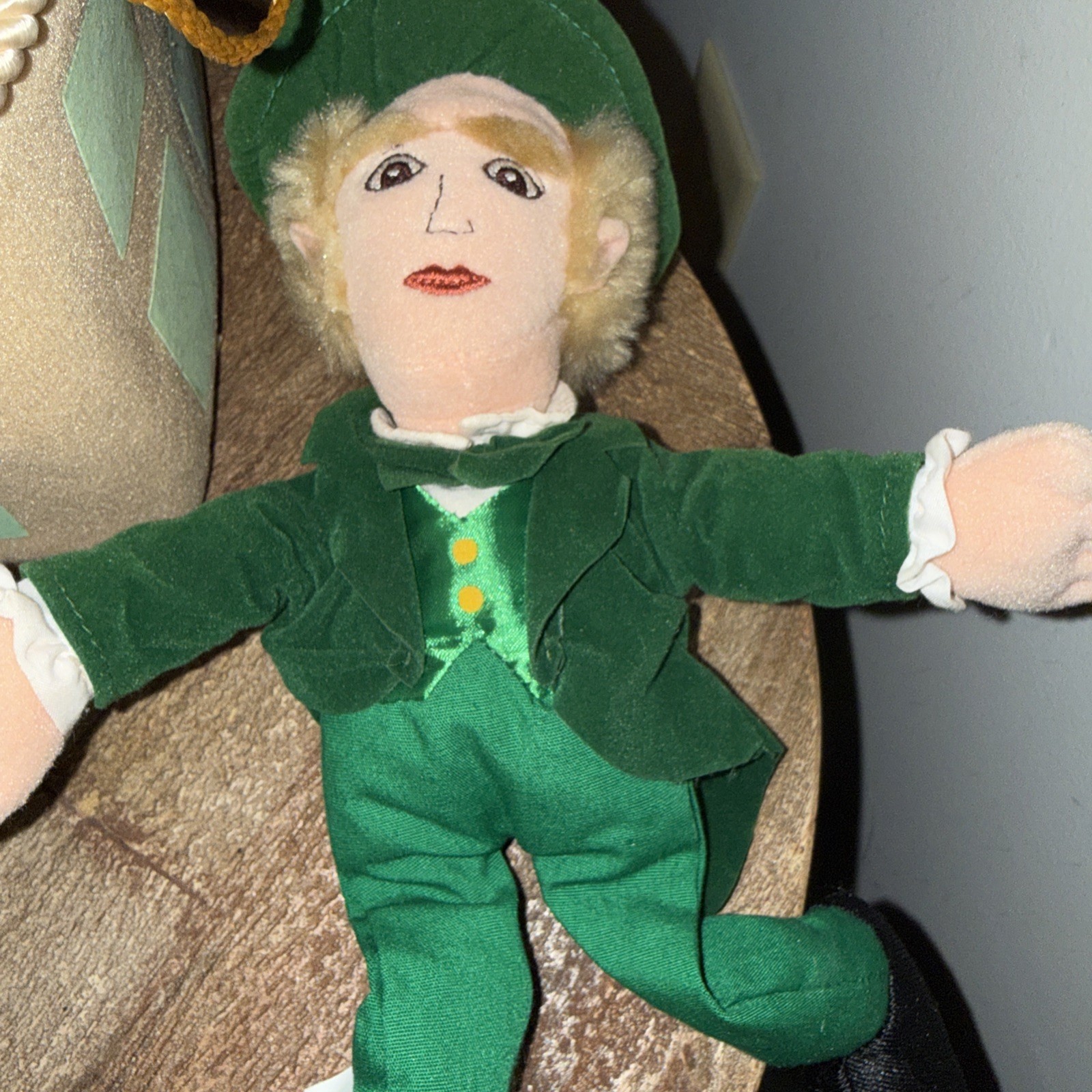 Vtg Wizard of Oz Plush Hanging Hot Air Balloon State Fair Warner Bros Wizard