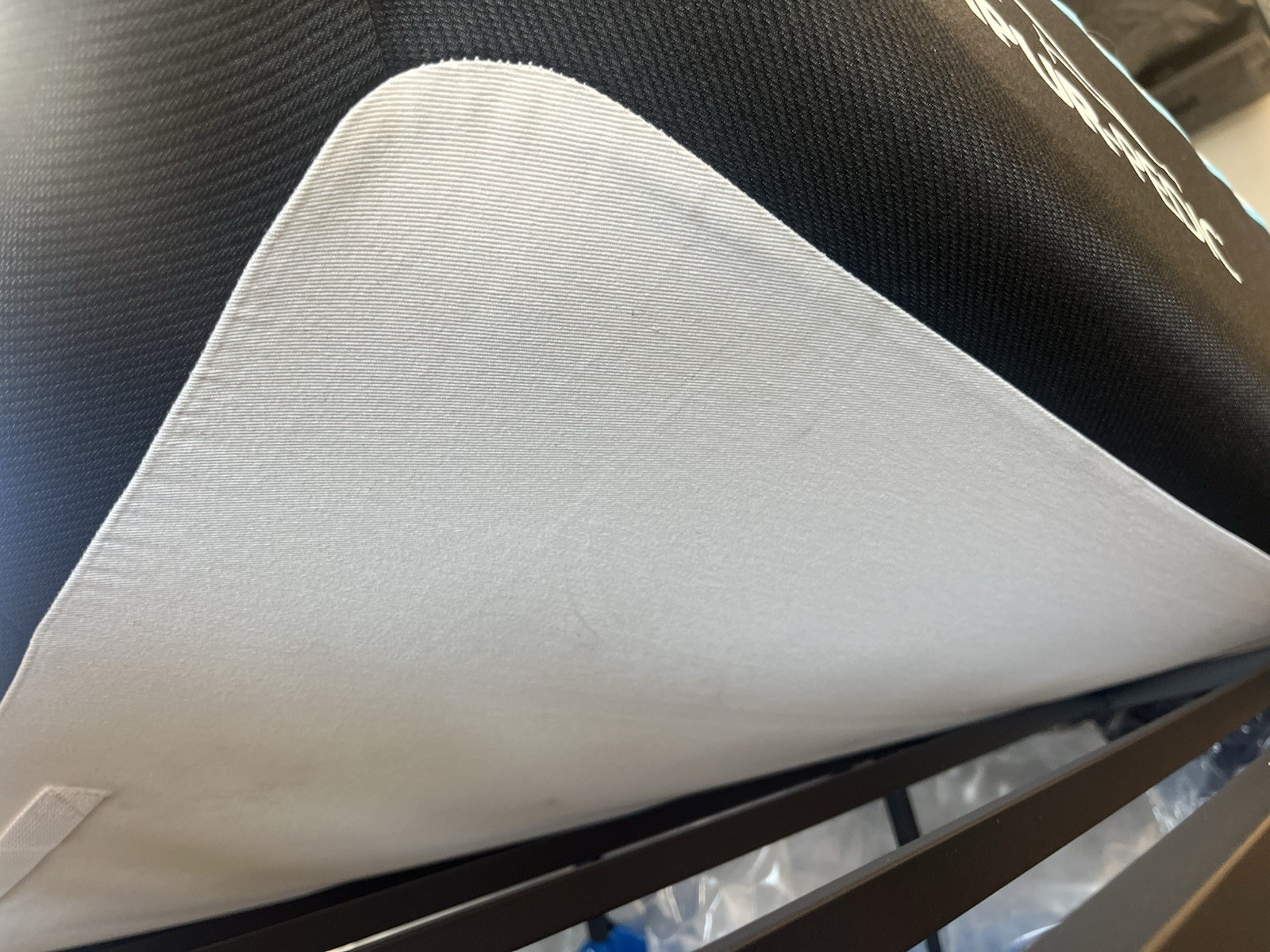 New Tempurpedic ProBreeze Medium Hybrid 2.0 KING MATTRESS $5,299 Free Shipping