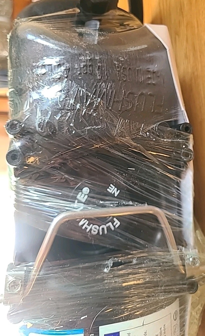 Flushmate 504 Series M-101526-F4 Pressure Assist 1.0 Gpf For Toilet New Complete