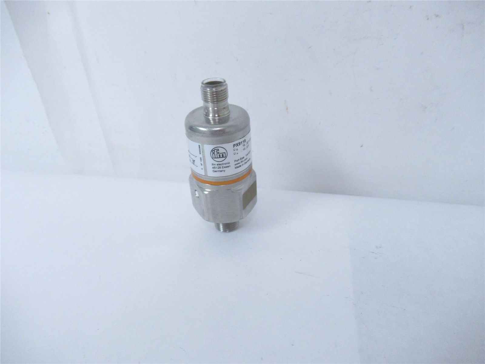 247282 New-No Box; IFM PX9119 Pressure Sensor -14.5 PSI - 0 PSI 0 -10V Dc 4-Pin