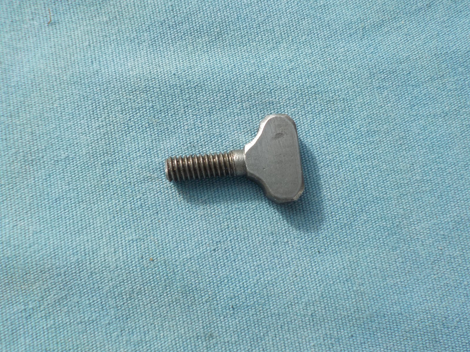 THUMB SCREW - 10-28 THREADS - FITS STANLEY NO. 78 FENCE