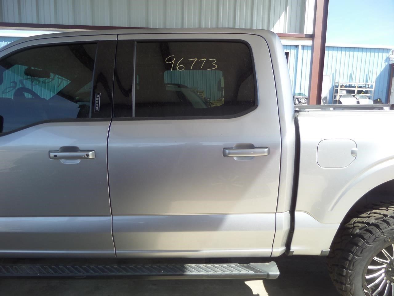 Info-GPS-TV Screen Front Dash Fits 21-25 FORD F150 PICKUP 196202