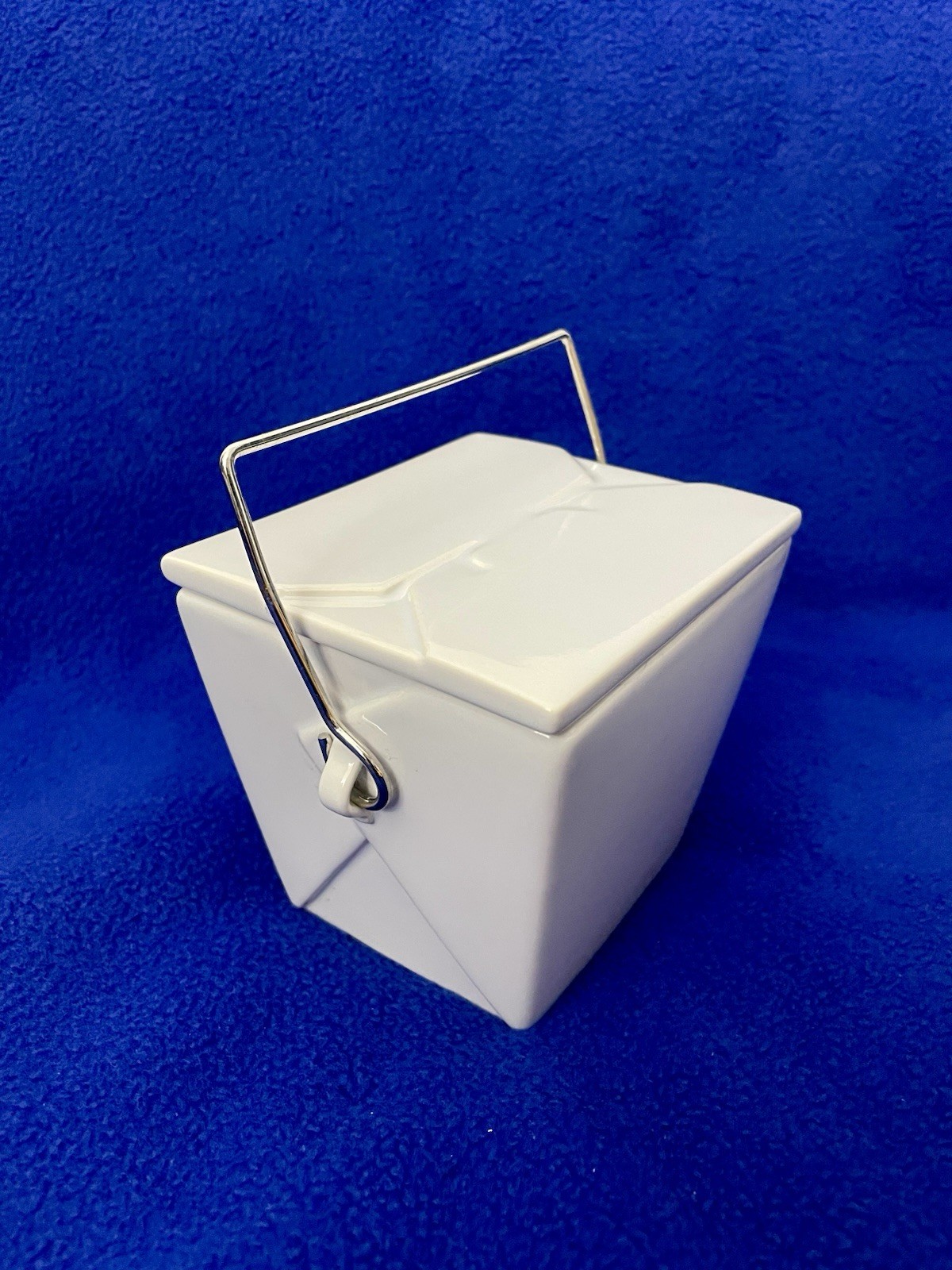 Pottery Barn White Ceramic Chinese Take Out Container W Lid Canister 4” Tall