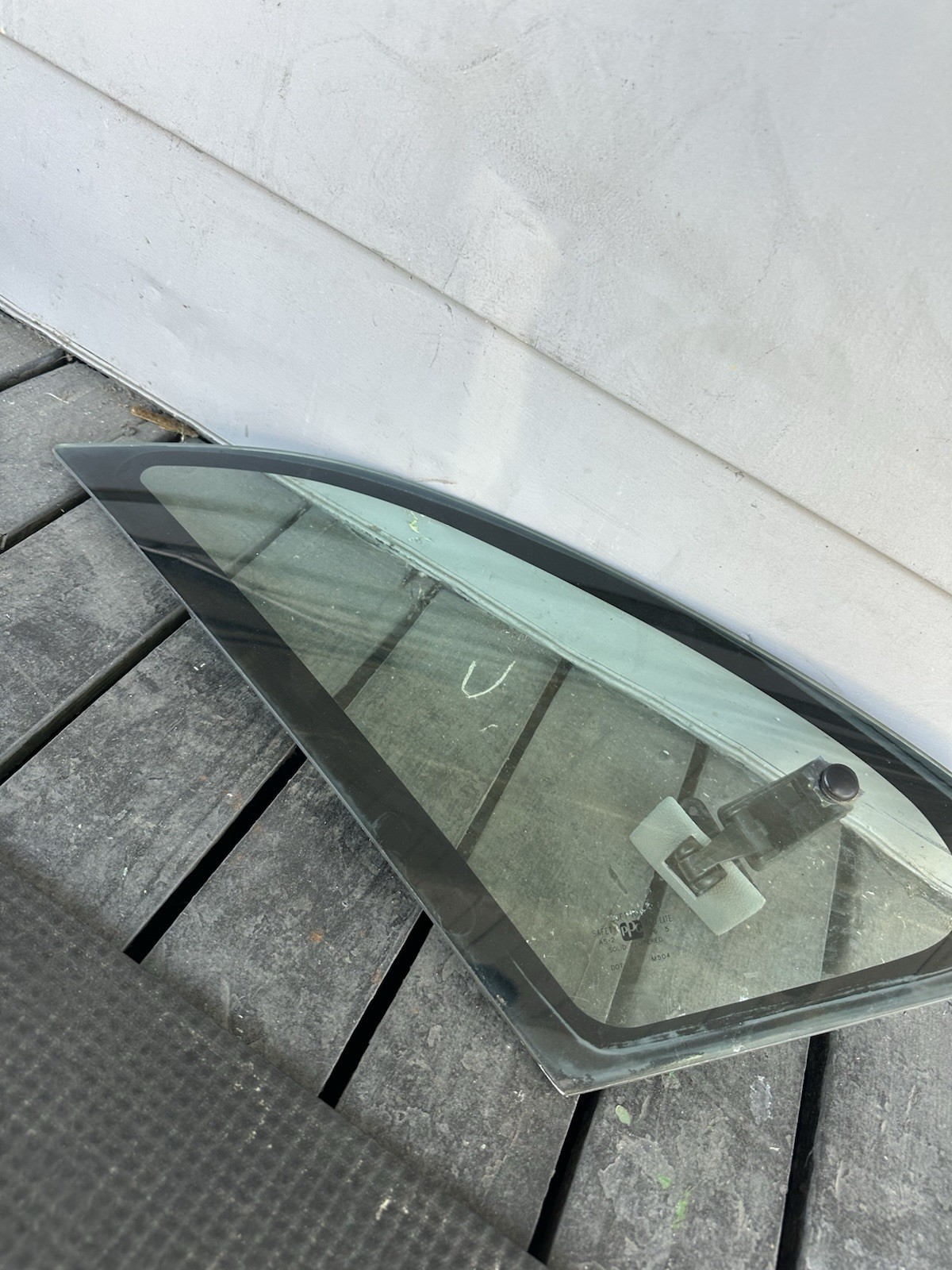 91-96 Chevy Caprice Wagon Quarter Glass/Window Driver Side Left Rear Roadmaster