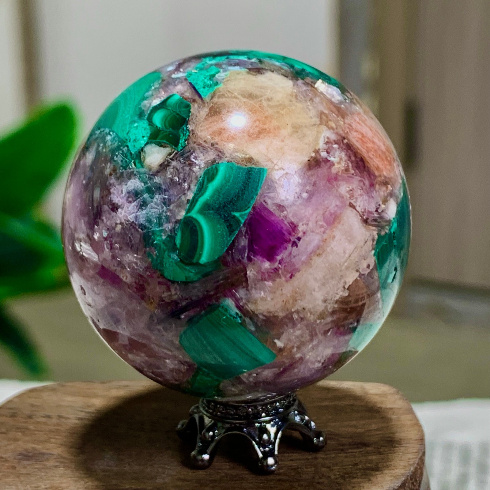 92G Newly discovered rare malachite purple mica symbiotic sphere restoration