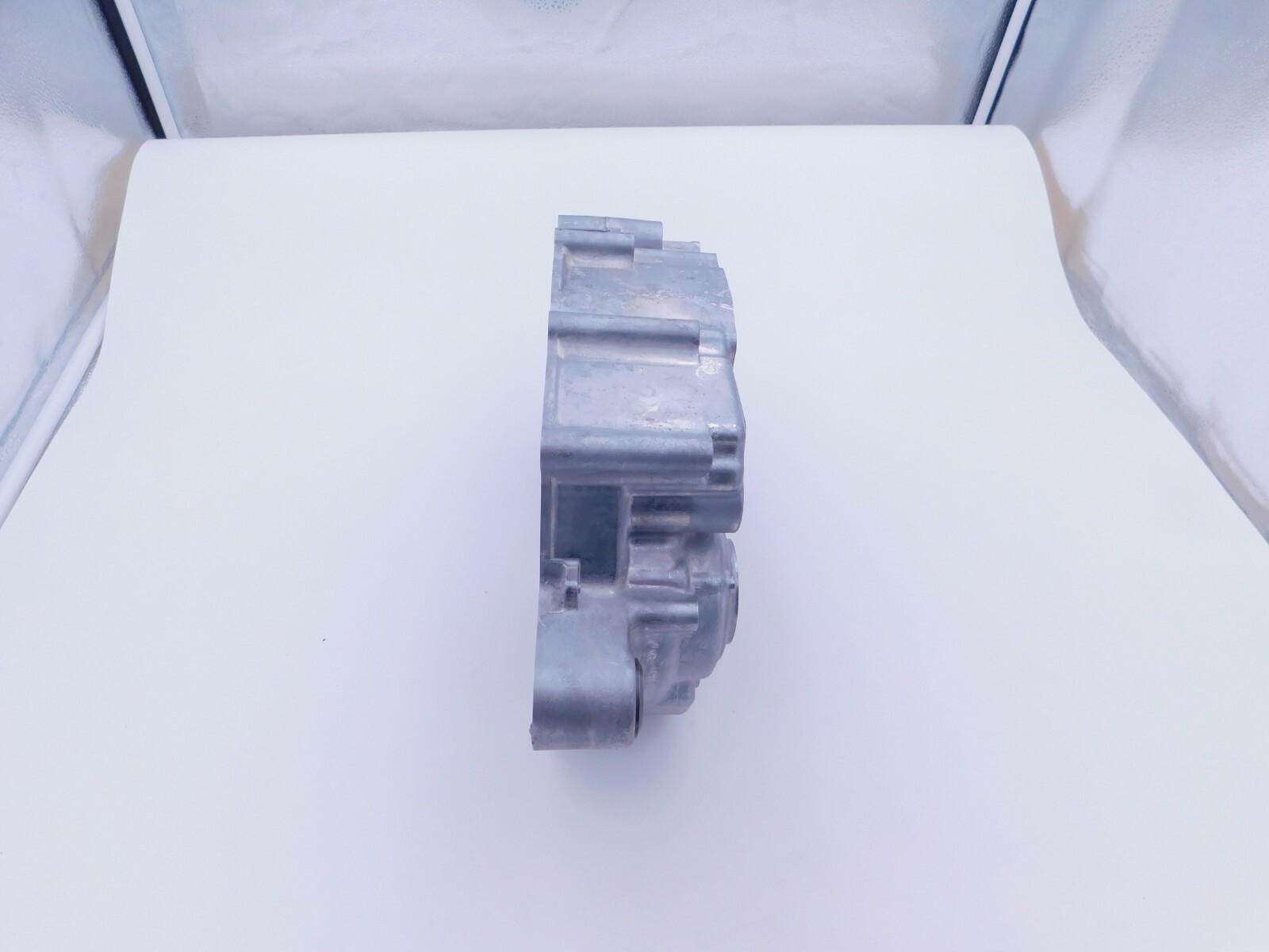 HONDA LEFT ENGINE CENTER CRANK CASE TRX450R TRX 450R 04-05 11200-HP1-670 OEM