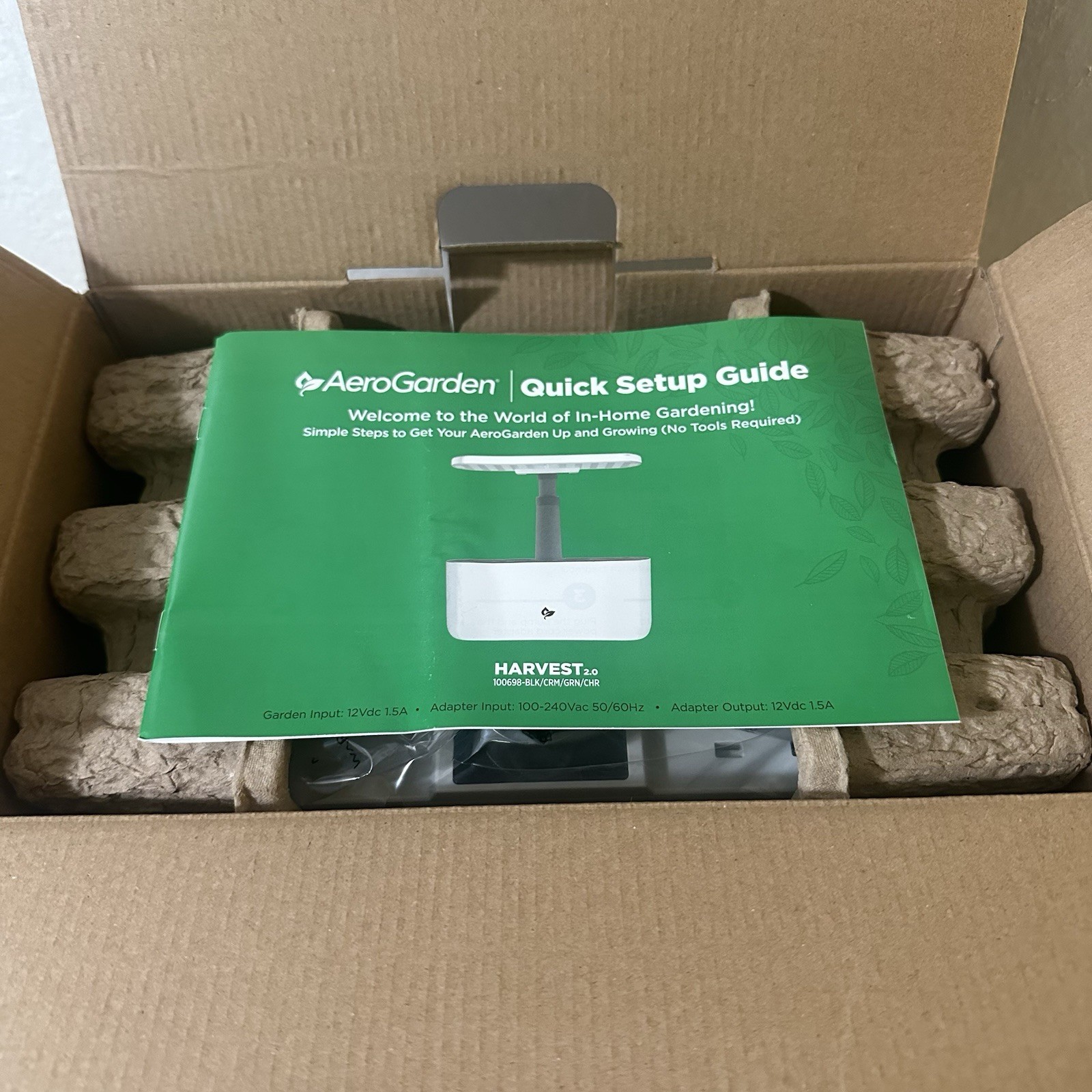 AeroGarden Harvest 2.0, Indoor Garden Hydroponic System with LED Grow Light