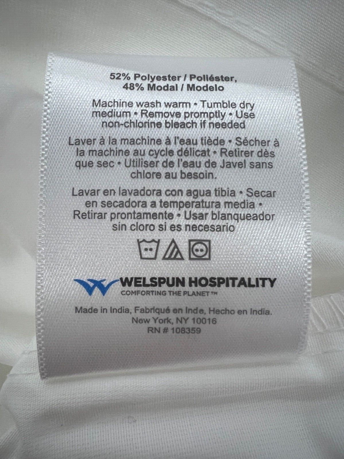 6 Pack IHG Queen Size White Pillowcases 300 Thread Count for Crowne Plaza 20x29"