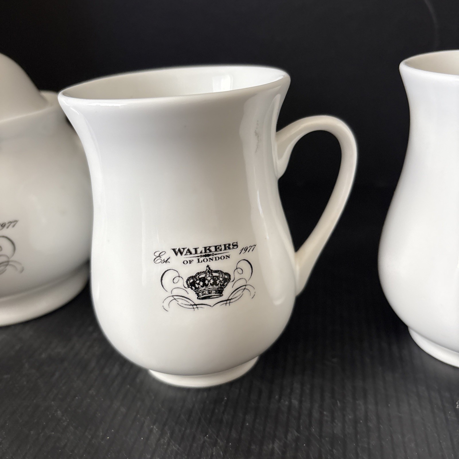 Walkers of London Est. 1977 Teapot W/Lid & 2 Cups Vintage England